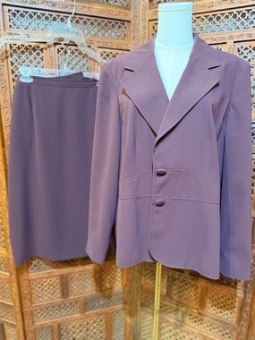 East5th Purple Skirt Suit Set – Size 18Plus 🍇